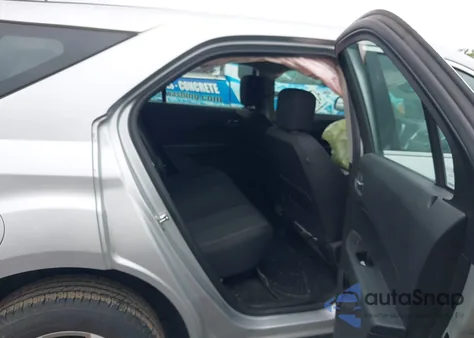 2015 Chevrolet Equinox Ls z USA, uszkodzony, nr VIN 1GNFLEEK8FZ108998